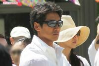 反町隆史が『相棒』卒業で“釣り人”へ、松嶋菜々子と訪れる琵琶湖で「世界を釣る」