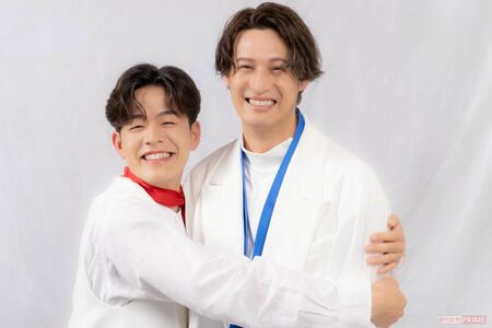 『SHOW-WA』井筒雄太(左)と『MATSURI』渡辺真 撮影/伊藤和幸、ヘアメイク/服部ゆりあ、森村まほ、寺澤はるか(CONTINUE)、衣装デザイン/鈴江英夫(H)