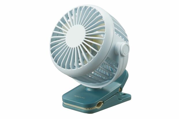 クリップでさまざまな場所に取り付けできるクリップファンKFF-0618（小泉成器／1430円※編集部調べ）