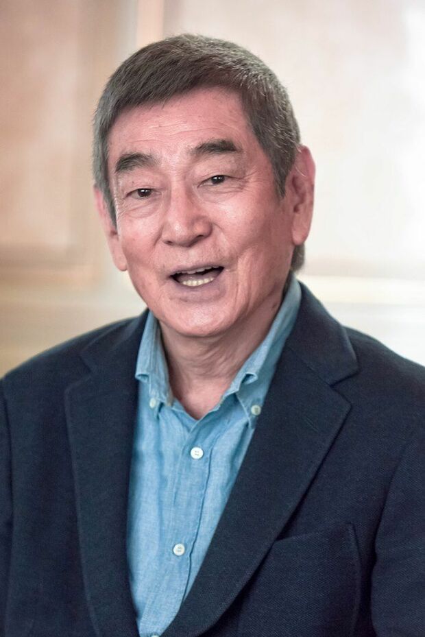 村上春樹 高倉健さんの『昭和残侠伝』でストレスを解消