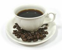 とりすぎに注意の糖分 ケーキの前にはコーヒーをカップ半分