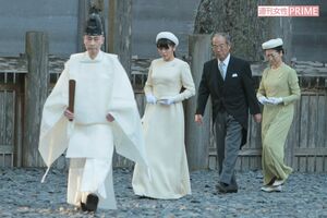 秋篠宮家の長女・眞子さんは、成年を迎えた翌月の'11年11月、ひとりで伊勢神宮を参拝したが……