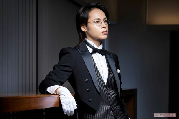 上田竜也 撮影/齋藤周造 ヘアメイク/大宝みゆき スタイリスト/髙木阿友子 衣装協力/ノービアノービオ