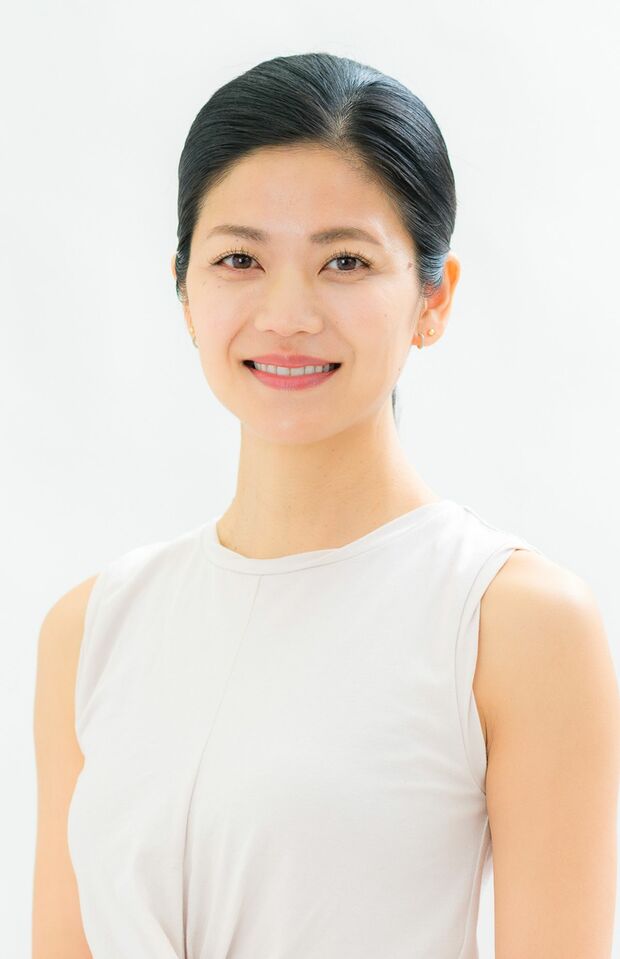 自力整体師　矢上真理恵さん●矢上予防医学研究所ディレクター。自力整体ナビゲーターとして世界各地でワークショップを開催するなど国内外で自力整体を伝えながら、女性のための予防医学に取り組んでいる。近著に『すぐできる自力整体』（ダイヤモンド社）。