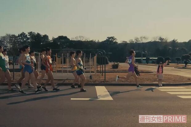 岡山トヨペットによる『止まろう岡山』のワンシーン。撮影は千葉県の自動車教習所で行われた。同動画の啓発ポスターは岡山県内の各教習所にも掲出され、岡山の意識改革につなげたいという