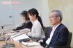 左から福田由紀子さん(仮名)、伊藤安奈弁護士、徳住堅治弁護士