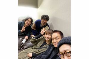 スキマスイッチ、矢井田瞳、JUJUら『クリ約』メンバーとライブ後に記念撮影（矢井田瞳のSNSより）