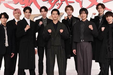 Snow Man『紅白』出場見送りに集まる歓喜、貫く“ファンファースト”の愛で100万人超え配信に高まる期待