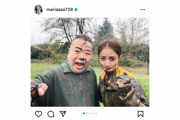 泥まみれになる体のひりっぷり(インスタグラムより)