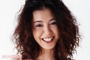 30歳はソバージュヘアがトレードマークだった