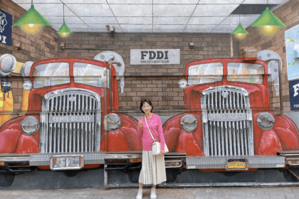 友人たちとの旅行を楽しむ春やすこさん（写真／本人提供） 　