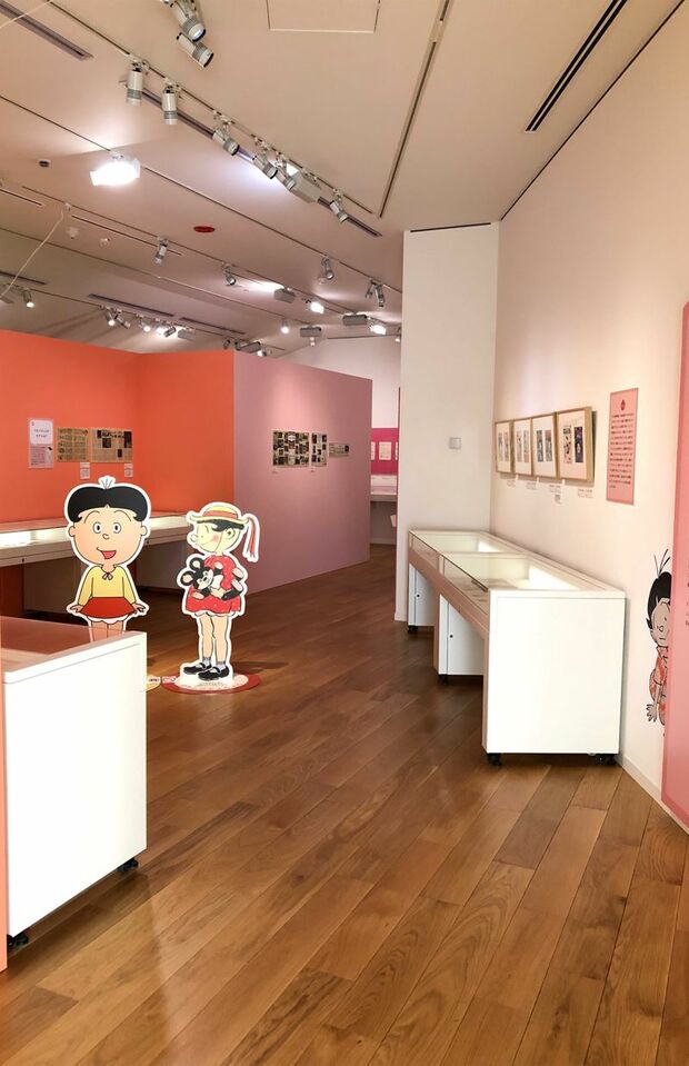 『企画展 わかめちゃん』の様子（長谷川町子美術館公式Xより）
