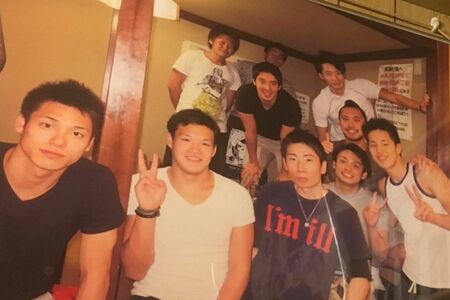 昇さんがオーナーの『厳選もつ酒場エビス参竹ノ塚店』には、中村選手の写真が飾られている