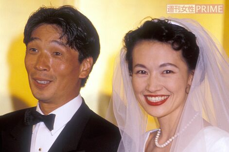 原田泳幸氏の妻・谷村有美への暴行容疑で思い出される、岡田美里の“沈黙力”のなさ