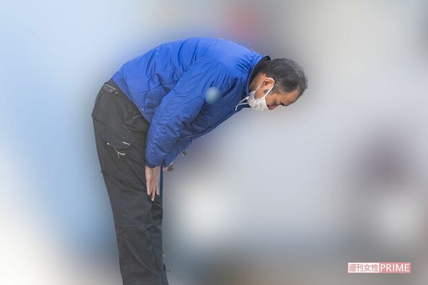 来客対応でも深々とお辞儀をするなど、丁寧な対応を見せていた門倉健氏