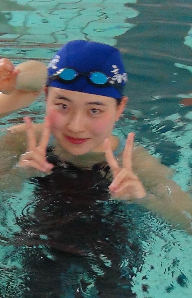 水泳と勉強を両立させた。両親との約束を守り、希望の大学へ