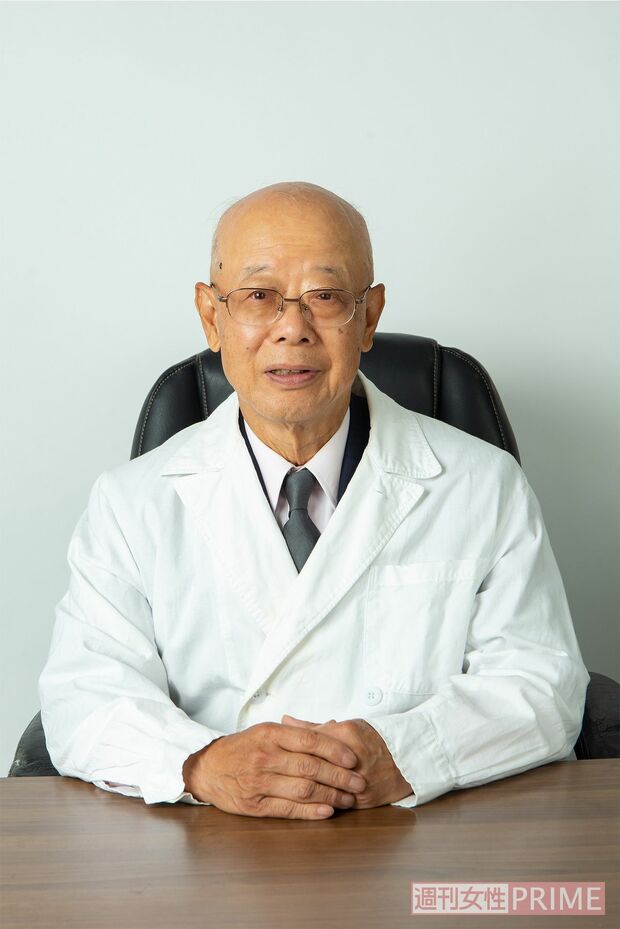 奥村康先生 順天堂大学医学部特任教授。アトピー疾患研究センター長。免疫反応を抑制する「サプレッサーT細胞」の発見者で、免疫学の国際的権威。『健康常識はウソだらけ コロナにも負けない免疫力アップ』ほか、著書多数。