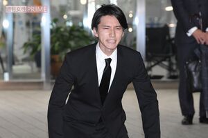 2019年、保釈時に土下座で謝罪した田口淳之介