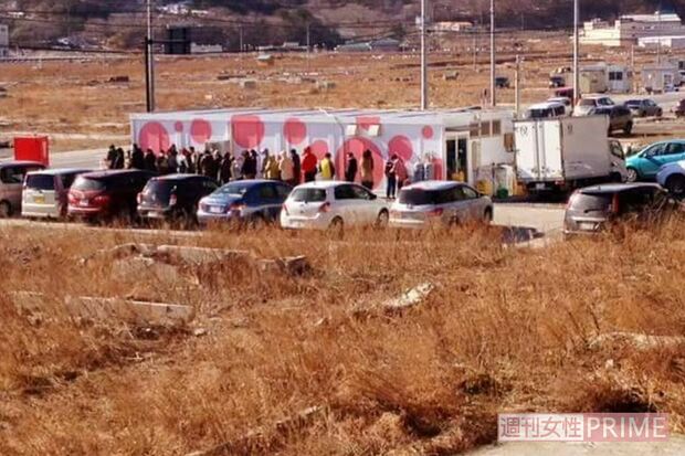 モーモーハウスは震災から3年目の年にオープン。焼きたてパンを求め行列ができた