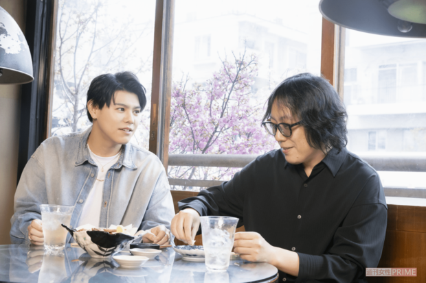 BE:FIRST・LEO、作家・燃え殻(撮影/矢島泰輔)