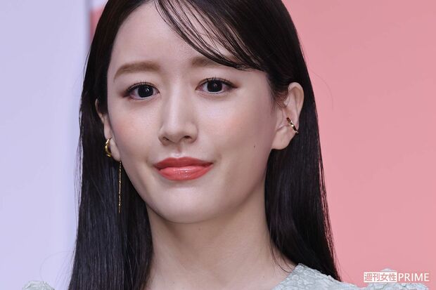 元宝塚歌劇団トップ娘役の花乃まりあ