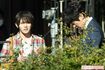 共演者の佐々木蔵之介と話す山田涼介