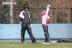 2011年1月、宮崎市内で自主トレをする古閑美保とダルビッシュ有