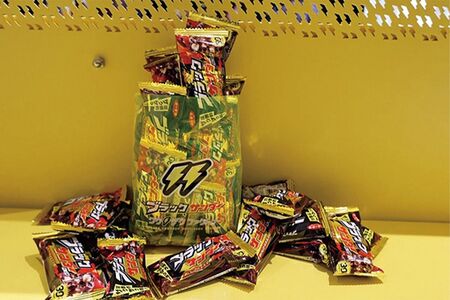大人気の詰め放題(1100円)は3分間勝負!袋からはみ出してもOKなんて太っ腹すぎ♪