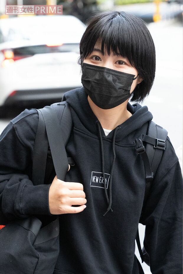 直撃に答える加納