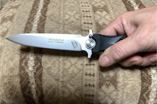 サバイバルナイフもアップ（小野容疑者のものと思われるツイッターより）