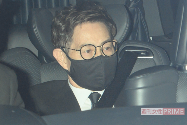 仲本工事さんの葬儀にやってきた加藤茶（2022年）