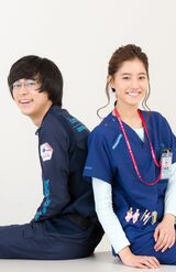 成田凌、新木優子　撮影／伊藤和幸