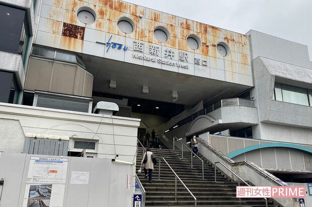 千葉貴之容疑者は女性のあとを追い西新井駅で下車すると……