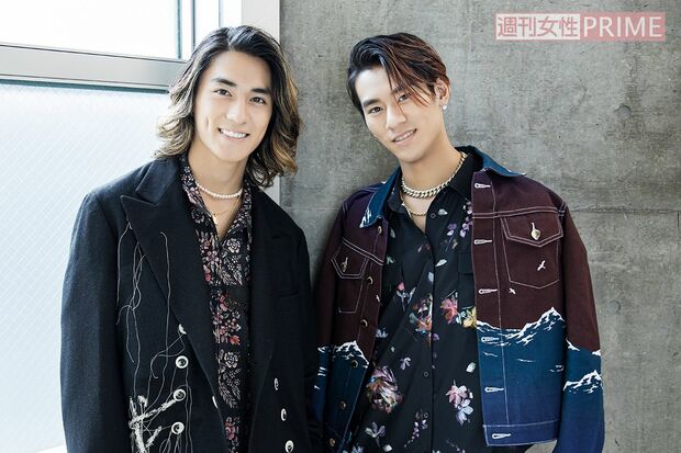 左から砂田将宏、深堀未来　撮影／廣瀬靖士