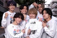 関西ジュニアの6人組グループ『Aぇ!group』が学園祭の無料イベントにサプライズ出演、ファンの女子学生と…