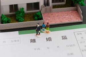 夫に愛想は尽きたが離婚後の生活費はどうするか。離婚すべきか否か、何を基準に決めたらいいのか