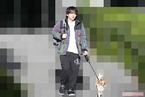 えなことの同棲マンションから犬の散歩に向かうけんき