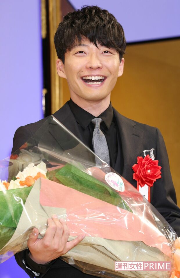 『第41回エランドール賞授賞式』（’17年）。『コウノドリ』『真田丸』『逃げ恥』の3作品が評価され、新人賞を受賞！　撮影／週刊女性写真班