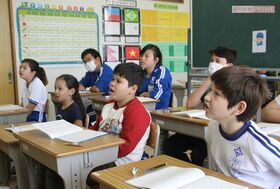 可児市の「ばら教室KANI」は日本語の習熟度別に全6クラスで構成