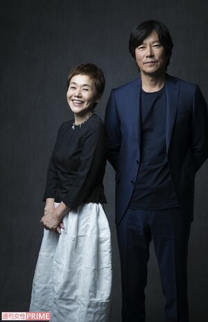 映画『後妻業の女』で詐欺師コンビを演じた大竹しのぶと豊川悦司　撮影／廣瀬靖士