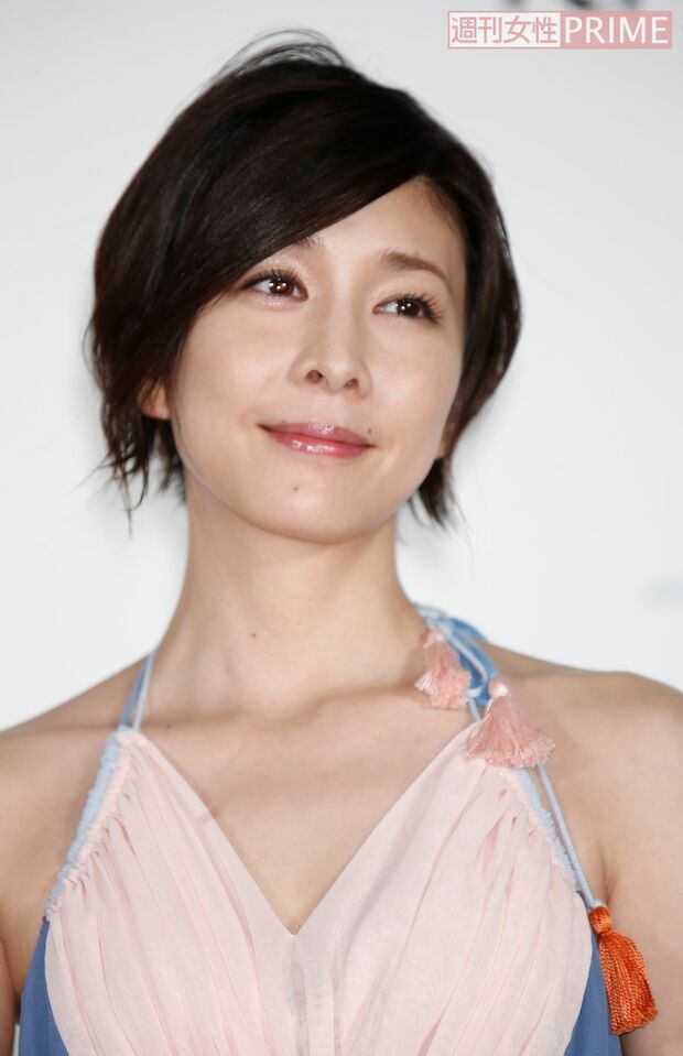 『ラメランス』イメージキャラクター・新CM発表会での竹内結子さん（'17年9月）