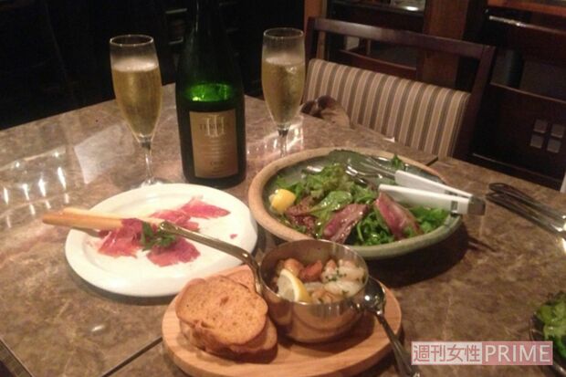 各国料理やお酒もたしなむ家森先生