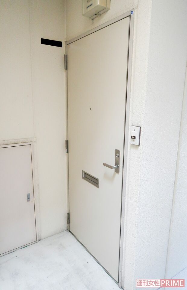 東久留米市内にある容疑者が住むマンションの部屋