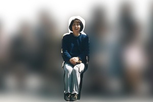 旅行先の集合写真での筧千佐子被告