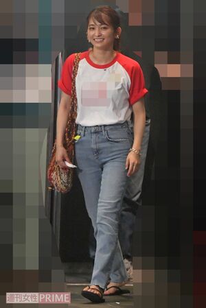 ライブ終了後、会場を後にした岡本玲