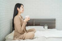 【知って楽しい雑学】冬のお布団が冷たい!暖かく眠る方法を教えて、上級睡眠健康指導士に聞いた“かける”…