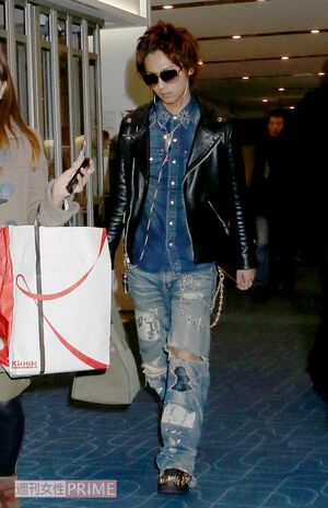 Kis-My-Ft2藤ヶ谷太輔の私服ショット（空港にて）