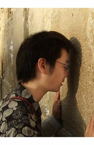 有泉祐斗容疑者（SNSのプロフィール画像より、一部加工）