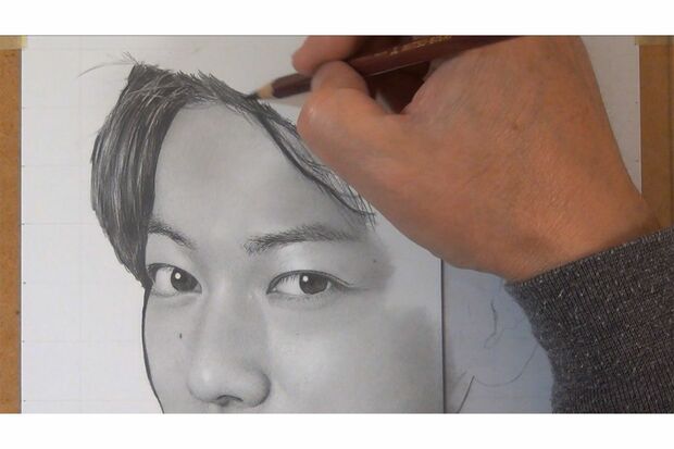 6. 髪は光の当たり具合や質感を意識して、1本ずつ