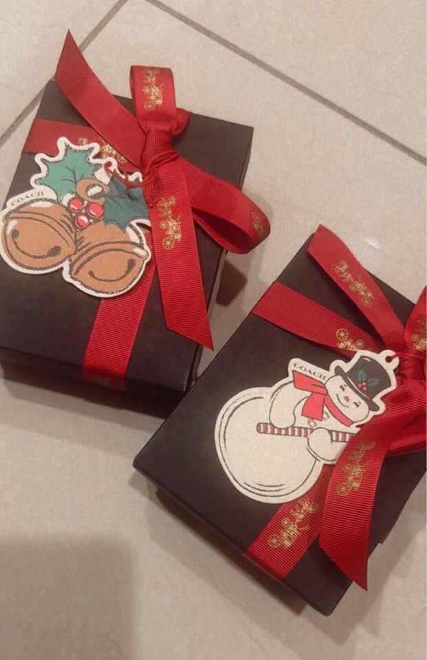 相手を思いながらのプレゼント選びは楽しいですよね♪　撮影/加藤綾菜